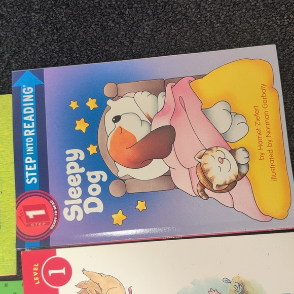 Beginner Reader Kindergarten/ First Grade Set Of 6 Books - Picture 7 of 7